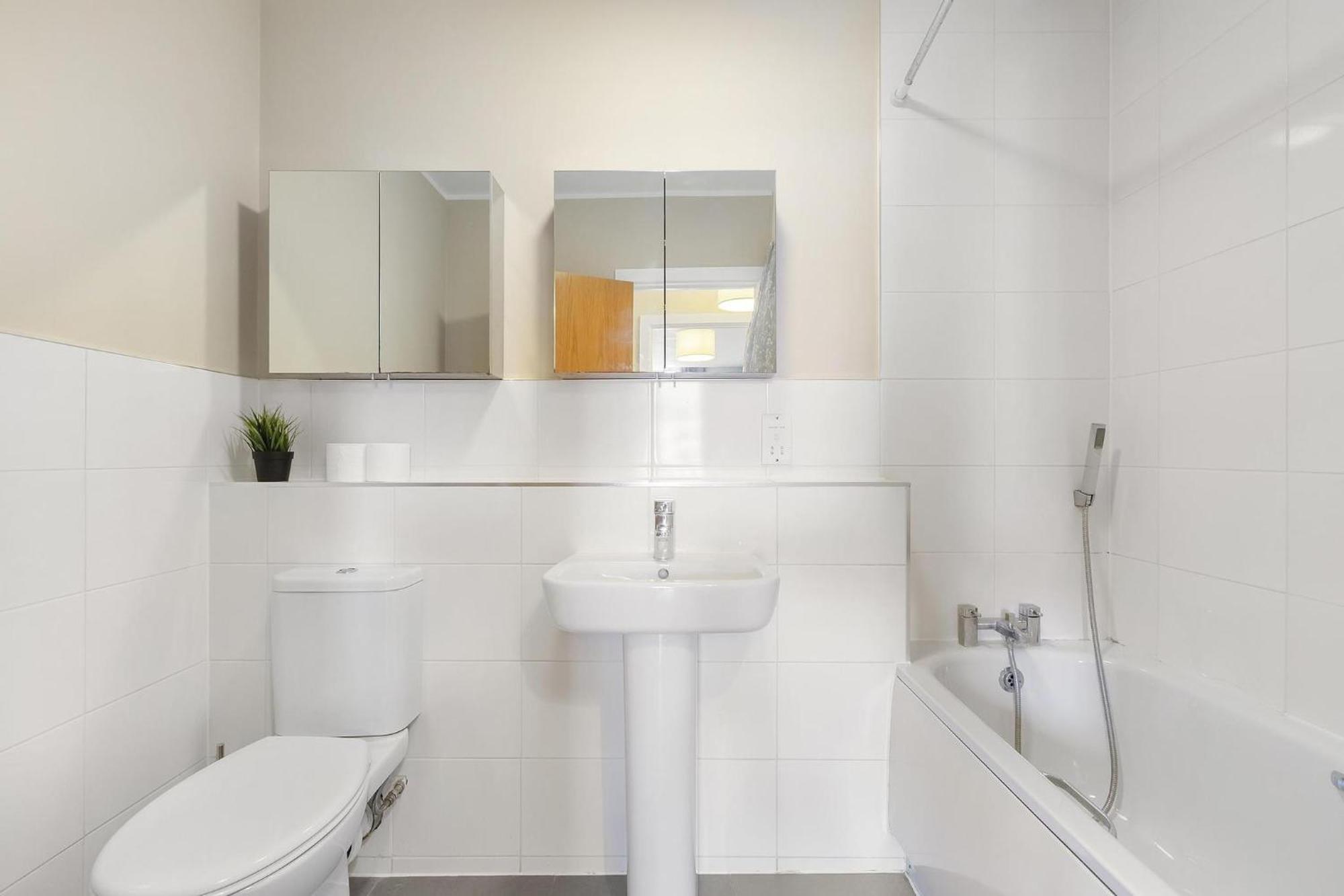 221 Clapham Road Apartments ลอนดอน ภายนอก รูปภาพ